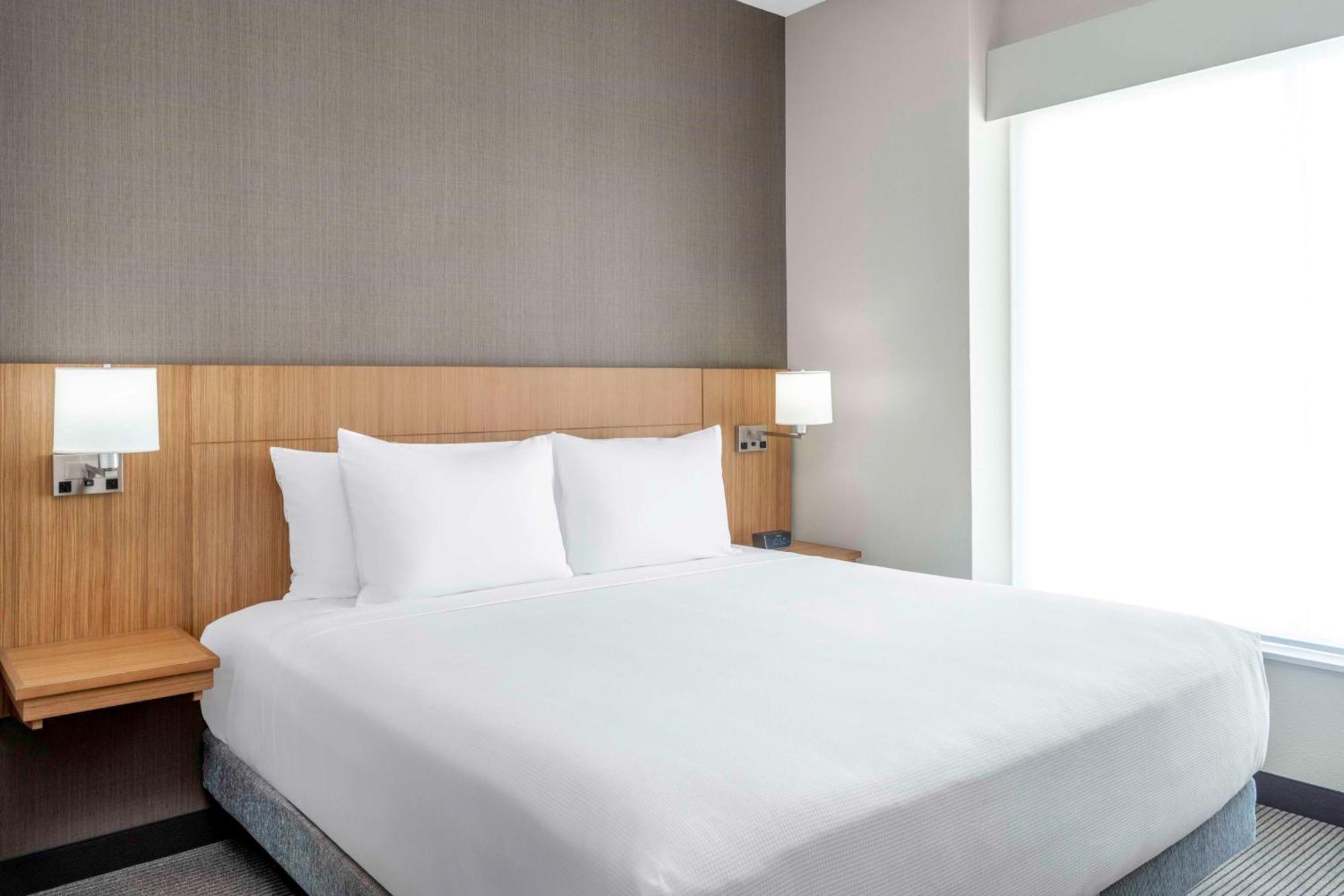 Hyatt Place Fort Worth-Alliance Town Center Exteriör bild